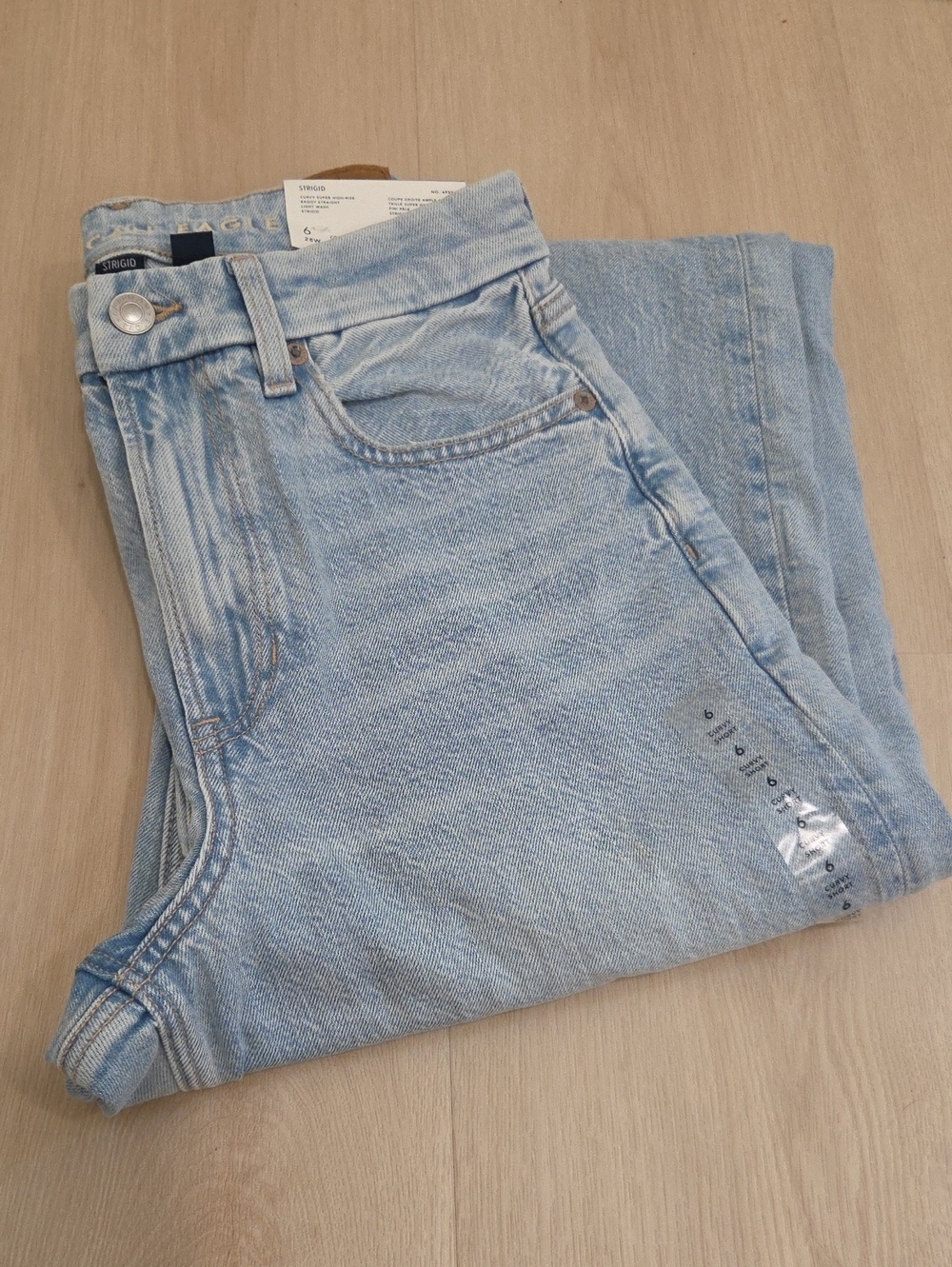 American Eagle Outfitters Super High-Rise Baggy Straight Jeans